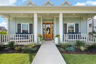 14401 Greymoore Cir, Fort Worth, TX 76008 - Photo 2