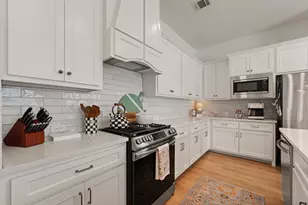14401 Greymoore Cir, Fort Worth, TX 76008 - Photo 18