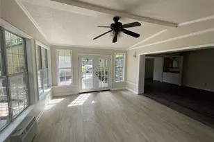 6305 Barcelona Dr, Arlington, TX 76016 - Photo 10