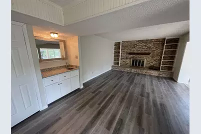 6305 Barcelona Drive, Arlington, TX 76016 - Photo 8