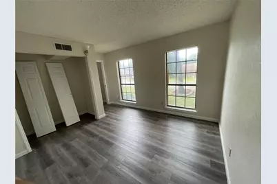 6305 Barcelona Drive, Arlington, TX 76016 - Photo 12