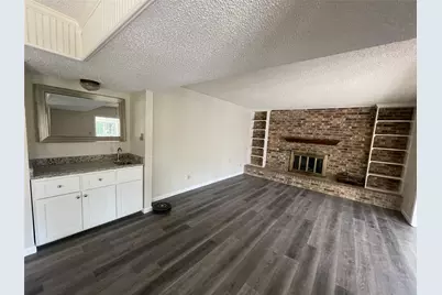 6305 Barcelona Drive, Arlington, TX 76016 - Photo 14