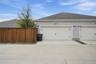 2117 Winding Crk Cir, Fort Worth, TX 76008 - Photo 32