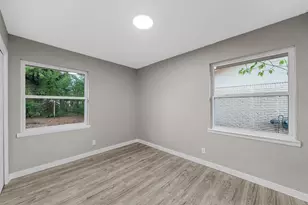 311 S Barbara St, Lacy Lakeview, TX 76705 - Photo 20