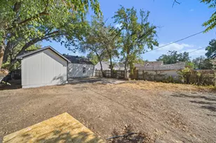 1513 Ash St, Grand Prairie, TX 75050 - Photo 24