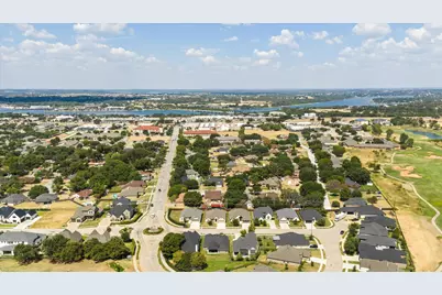 1109 Aviara Court, Granbury, TX 76048 - Photo 36