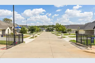 1109 Aviara Court, Granbury, TX 76048 - Photo 34