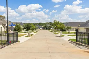 1109 Aviara Ct, Granbury, TX 76048 - Photo 34