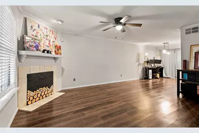 3261 Donnelly Circle #706, Fort Worth, TX 76107 - Photo 4
