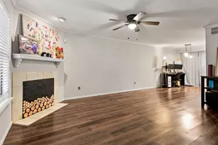 3261 Donnelly Cir, Fort Worth, TX 76107 - Photo 4
