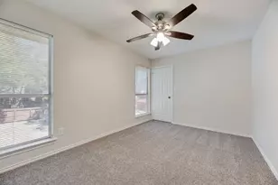 9021 Lakepointe Ave, Rowlett, TX 75088 - Photo 10