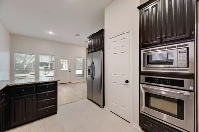 9021 Lakepointe Avenue, Rowlett, TX 75088 - Photo 8
