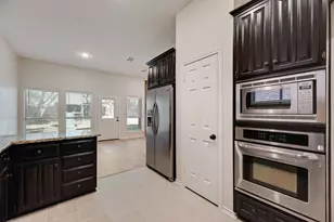 9021 Lakepointe Ave, Rowlett, TX 75088 - Photo 8