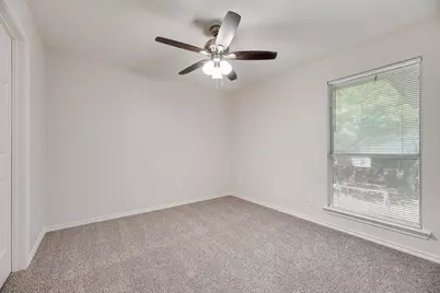 9021 Lakepointe Avenue, Rowlett, TX 75088 - Photo 12