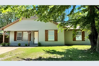 1715 Hemphill Street, Greenville, TX 75401 - Photo 2