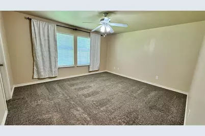 1715 Hemphill Street, Greenville, TX 75401 - Photo 6