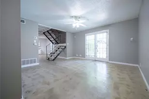 1717 N Locust St, Denton, TX 76201 - Photo 4