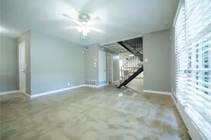 1717 N Locust St, Denton, TX 76201 - Photo 6
