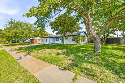 13706 Janwood Lane, Farmers Branch, TX 75234 - Photo 4