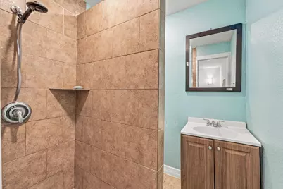 13706 Janwood Lane, Farmers Branch, TX 75234 - Photo 38