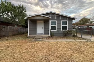 2020 Nomas St, Dallas, TX 75212 - Photo 1