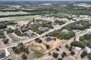 127 Paradise Oaks Ct, Paradise, TX 76073 - Photo 38
