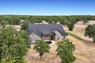 127 Paradise Oaks Ct, Paradise, TX 76073 - Photo 4