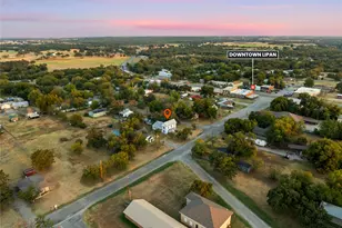 202 N Kickapoo St, Lipan, TX 76462 - Photo 28