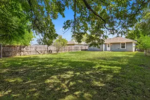 1614 S Montgomery St, Sherman, TX 75090 - Photo 24