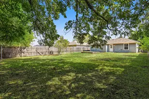 1614 S Montgomery St, Sherman, TX 75090 - Photo 26