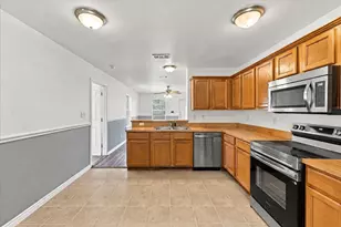1614 S Montgomery St, Sherman, TX 75090 - Photo 10