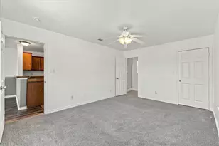 1614 S Montgomery St, Sherman, TX 75090 - Photo 12