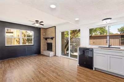3110 Roundtree Lane, Garland, TX 75044 - Photo 10