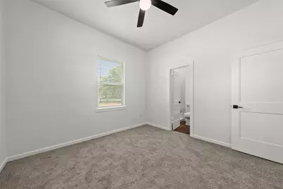 2415 S 9th Street, Waco, TX 76706 - Photo 12