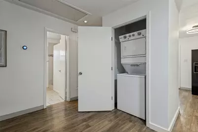 403 E Franklin Street, Grapevine, TX 76051 - Photo 12