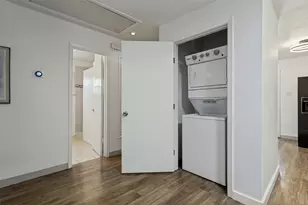 403 E Franklin St, Grapevine, TX 76051 - Photo 12