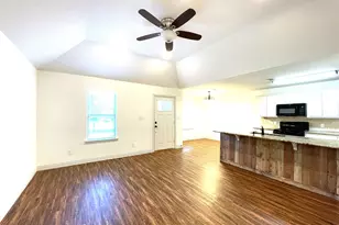 508 W Hull St, Denison, TX 75020 - Photo 2