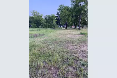 400 E Oakdale Street, Keene, TX 76059 - Photo 6