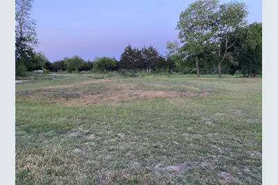 400 E Oakdale Street, Keene, TX 76059 - Photo 4