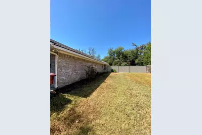 805 Lynn Street, Bonham, TX 75418 - Photo 32