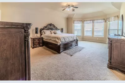 3039 Rosina, Grand Prairie, TX 75054 - Photo 10