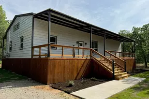 145 Greenbriar Ct, Bridgeport, TX 76426 - Photo 2