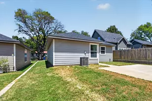 610 E Texas St, Denison, TX 75021 - Photo 24