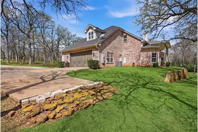 9651 Yellow Rose Lane, Pilot Point, TX 76258 - Photo 32
