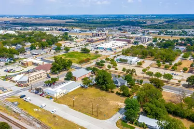 133 Commerce Corner, Burleson, TX 76028 - Photo 10