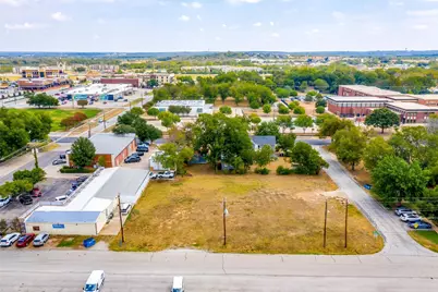 133 Commerce Corner, Burleson, TX 76028 - Photo 6