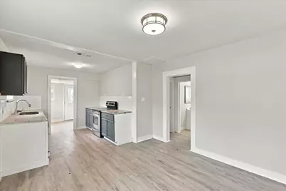 2842 Harlandale Avenue, Dallas, TX 75216 - Photo 6