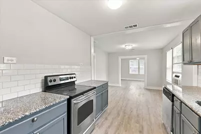 2842 Harlandale Avenue, Dallas, TX 75216 - Photo 8