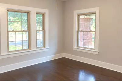 956 E Ramsey Avenue, Fort Worth, TX 76104 - Photo 10