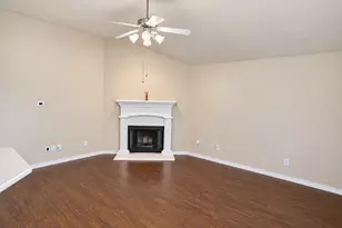 9304 Marilyn Ct, White Settlement, TX 76108 - Photo 6